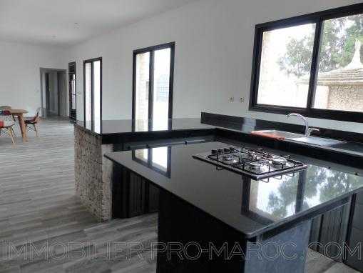 Villa neuve 3 chambres piscine