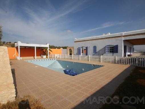 Belle maison 3 chambres piscine dans la campagne