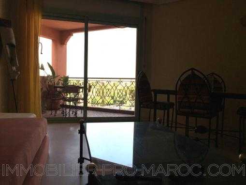 Appartement dernier étage avec terrasse-2 chambres -Piscines