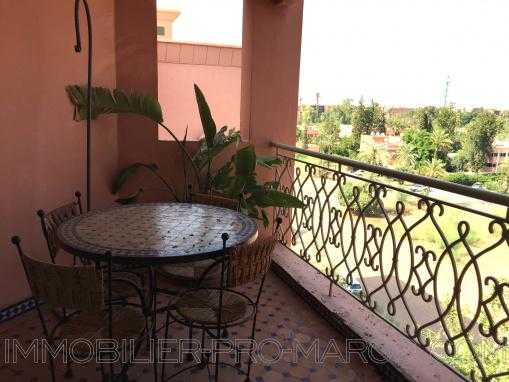 Appartement dernier étage avec terrasse-2 chambres -Piscines