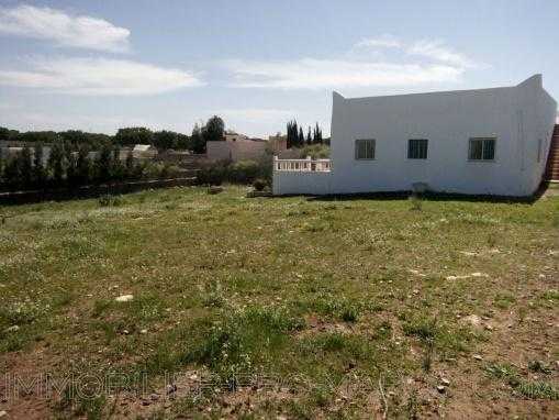 Maison de campagne 2 chambres en zone urbaine
