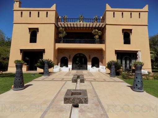 Splendide villa à Louer- 10mn du centre de Marrakech