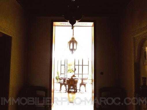 Villa de caractère dans domaine golfique