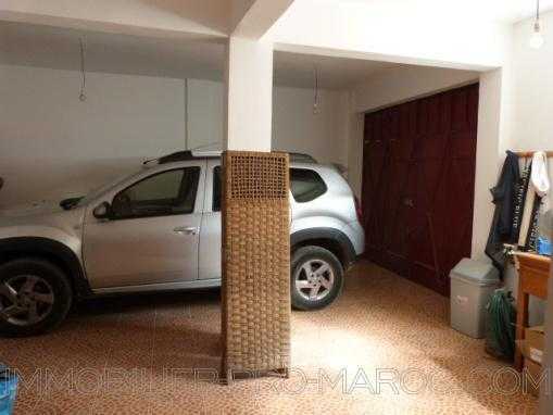 BELLE MAISON AVEC GARAGE AOURIR