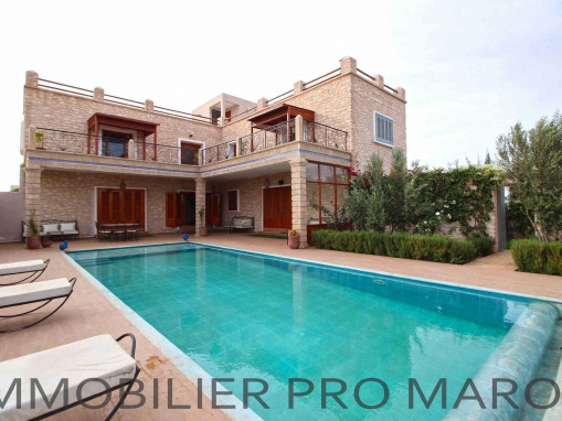 Magnifique villa meublée avec piscine à seulement 15 Kms d'Essaouira