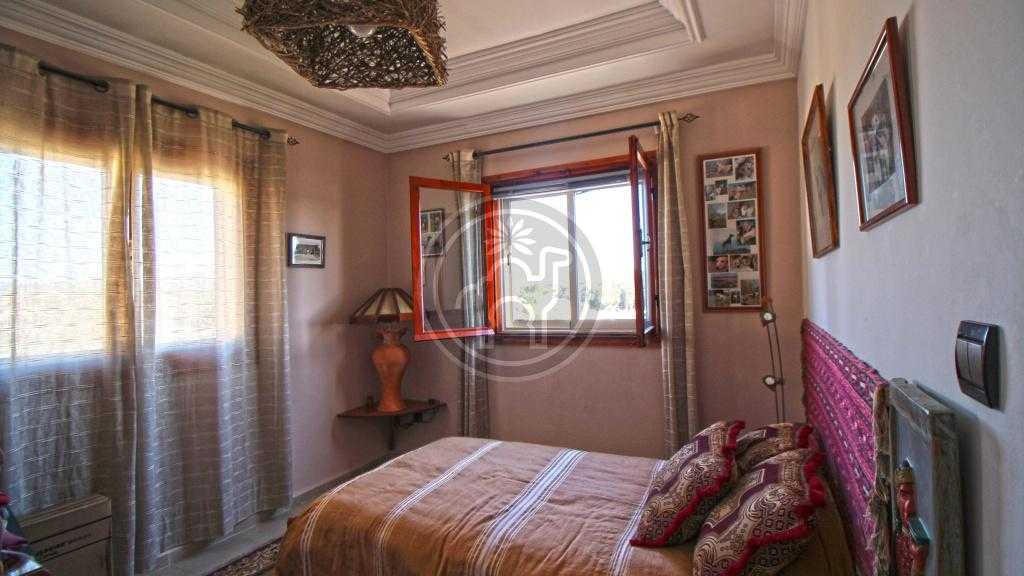 Appartement 3 chambres entièrement meublé avec vue dégagée 