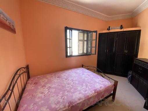 Spacieux appartement 2 façades, bien placé au quartier Borj