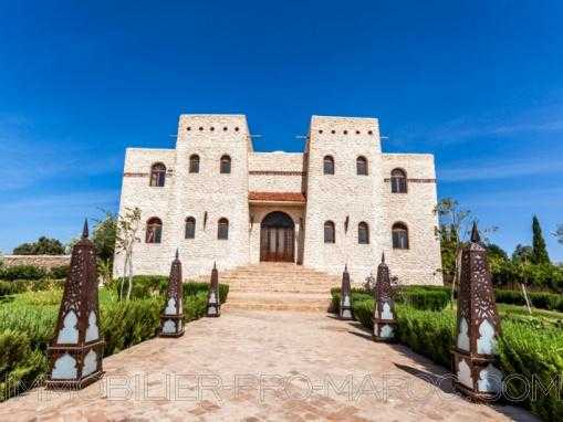 VILLA DE LUXE avec piscine chauffée, à qlqs Kms d'Essaouira