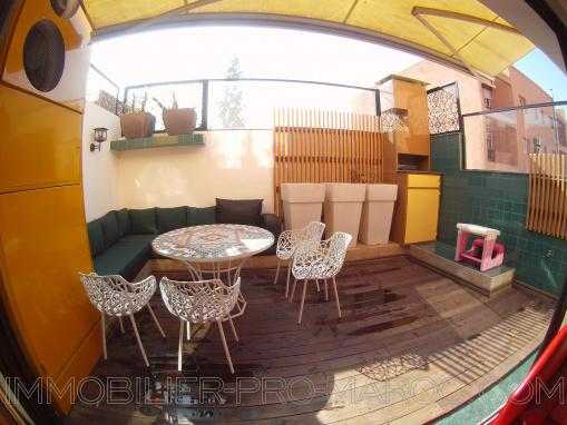 Luxueux appartement de trois chambres