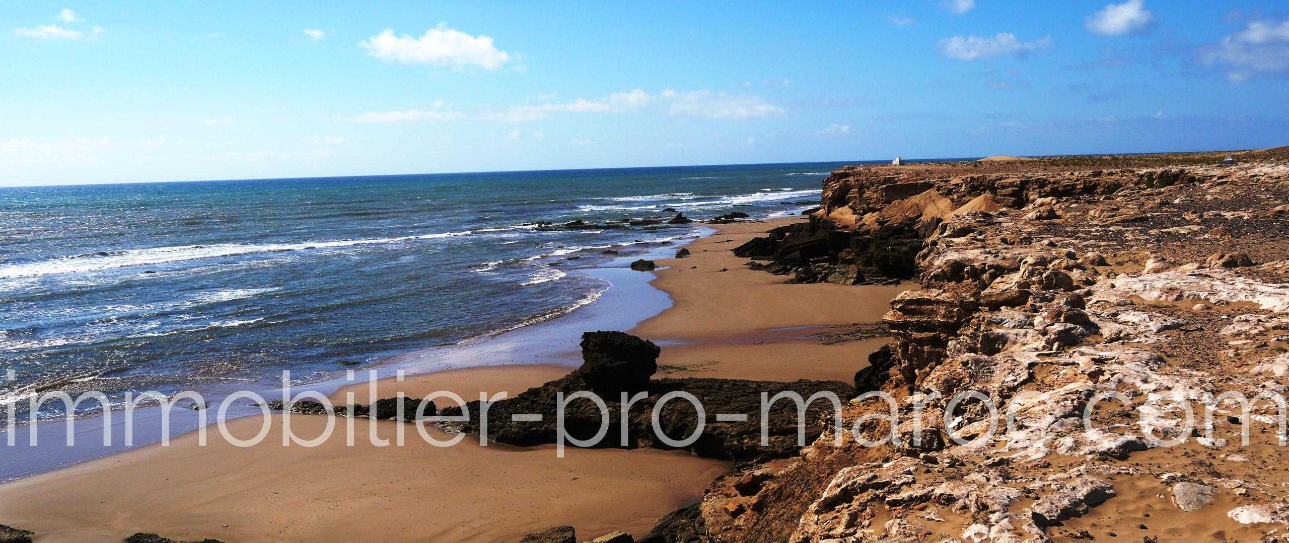 Fantastique emplacement, terrain de 3h2 front de mer à 25mns d'Essaoui