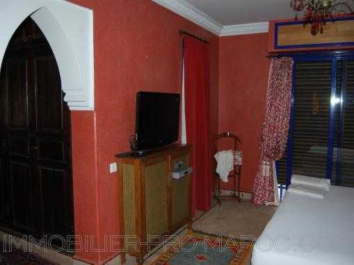 villa contemporaine de 5 chambres située a Targa