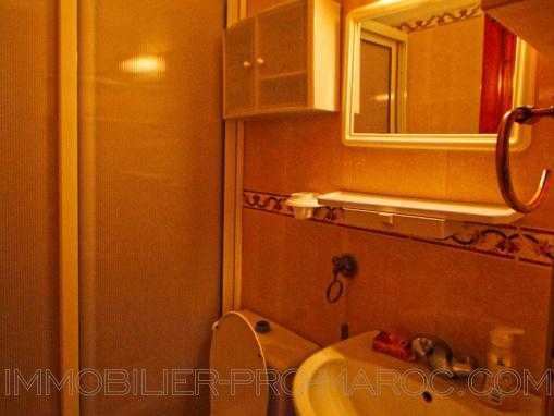 PRIX EN BAISSE! coquet appartement 2éme étage, meublé et avec 2 façades
