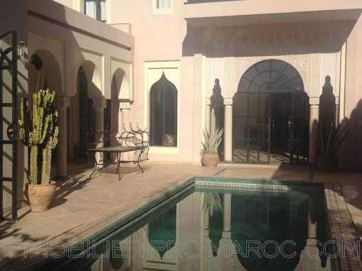 Villa de Maitre sur le Golf Amelkis