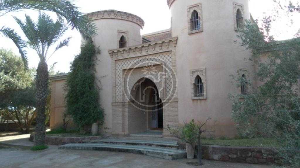 Circuit de la palmeraie,1 hectare , 2 maisons...