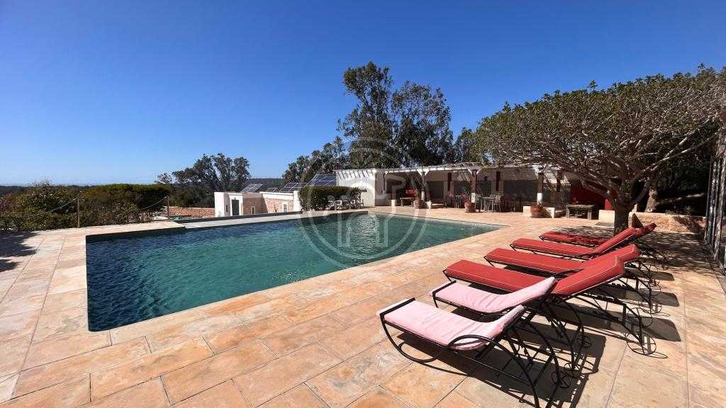 Exclusivité: maison d\'hôtes traditionnelle, plain pied, avec piscine à 12 Kms d\'Essaouira