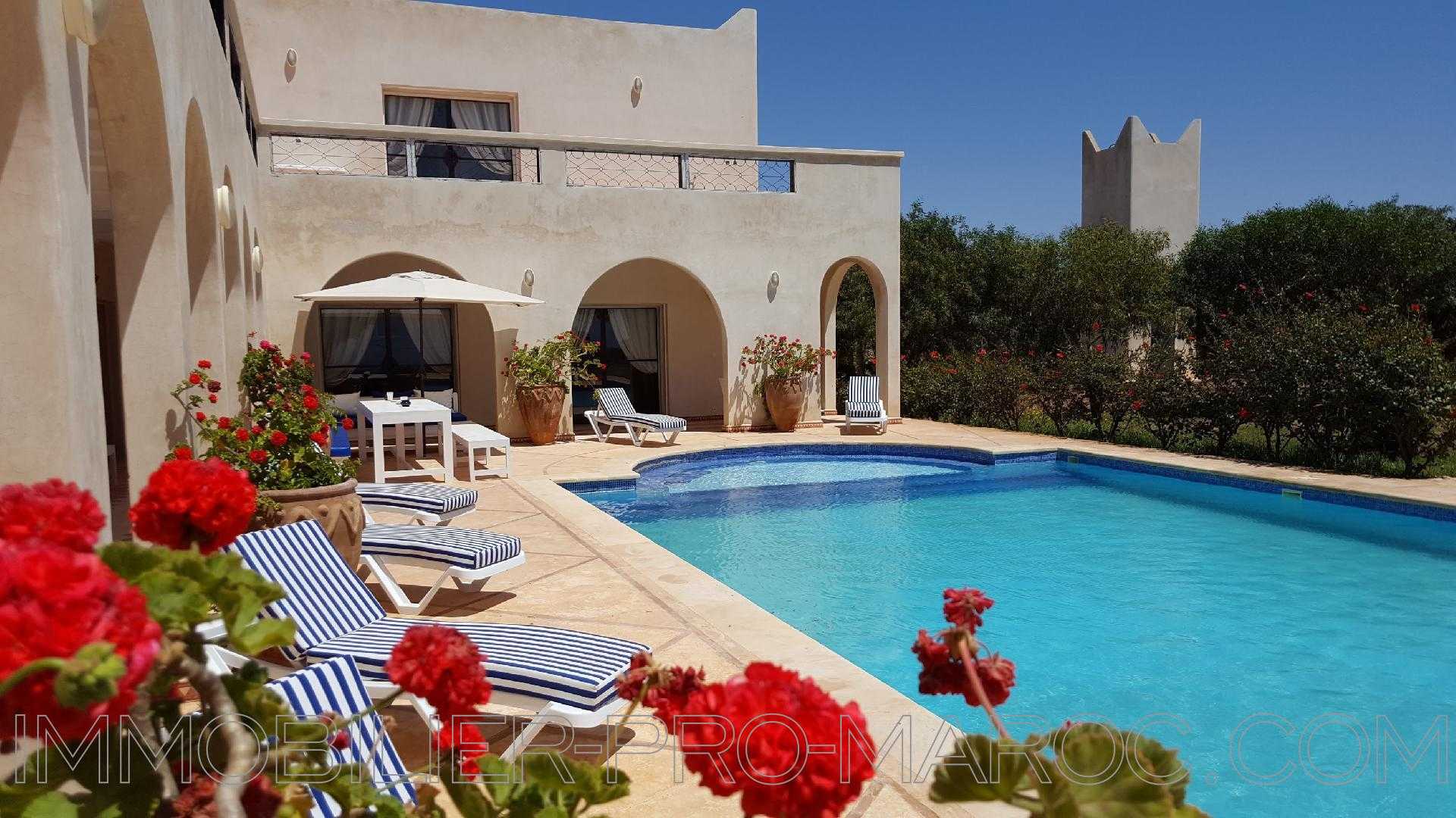 Villa 4 chambres 300m² en vente à Essaouira ref 4219