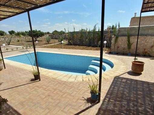 Maison de campagne, vide, avec piscine à 12 kms d'Essaouira