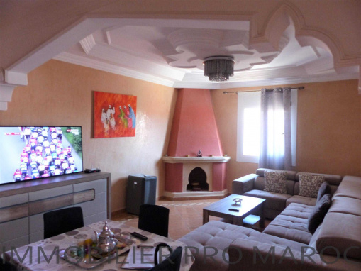 SUPERBE APPARTEMENT MEUBLÉ AVEC TERRASSE