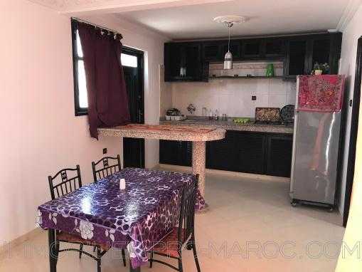 BEL APPARTEMENT AVEC TERRASSE ATTENANTE