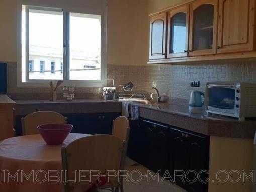 Lumineux appartement de charme, entièrement meublé au quartier Rawnak