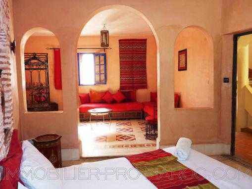 DEMEURE DE CHARME 9 CHAMBRES AVEC TERRASSE DANS LA MÉDINA