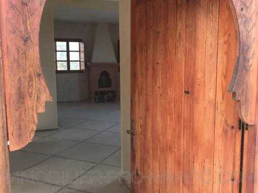 VILLA SUR 1.5 H POSSIBILITÉ 200 M² SUPPLÉMENTAIRE