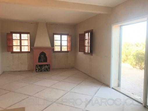 VILLA SUR 1.5 H POSSIBILITÉ 200 M² SUPPLÉMENTAIRE