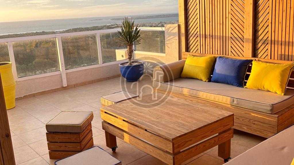 Immeuble de 3 appartements avec une vue panoramique sur mer & golf à diabat
