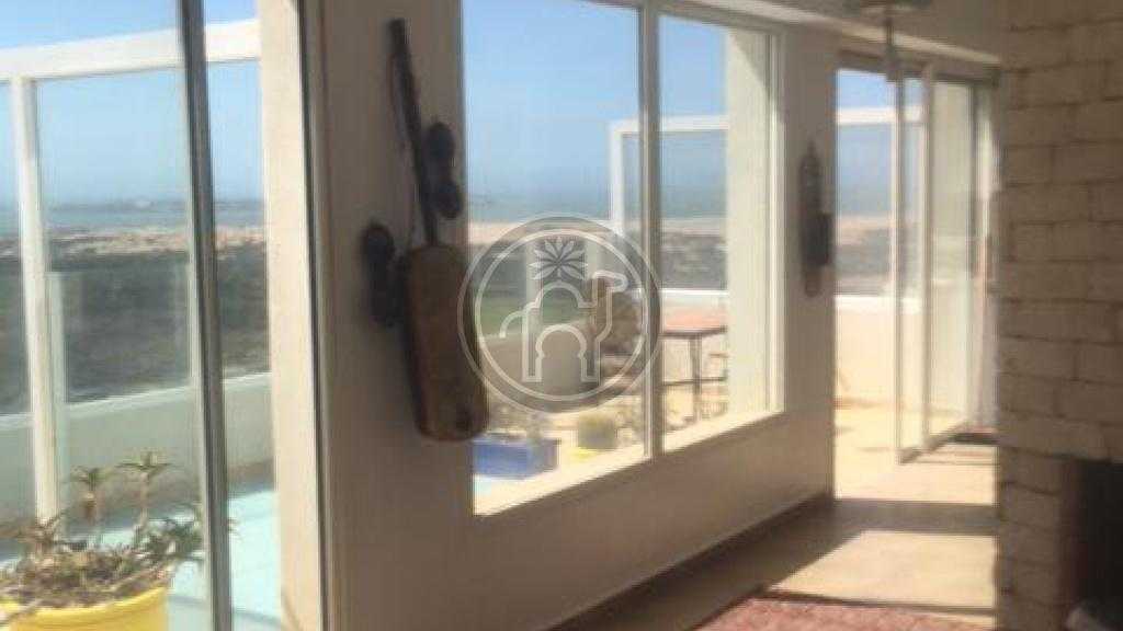 Immeuble de 3 appartements avec une vue panoramique sur mer & golf à diabat