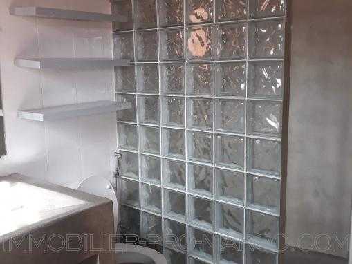 Appartement de 180 m2 5 eme etage
