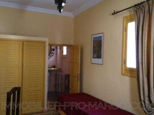 Riad de 10 chambres avec terrasses proche de la plage et de la Médina