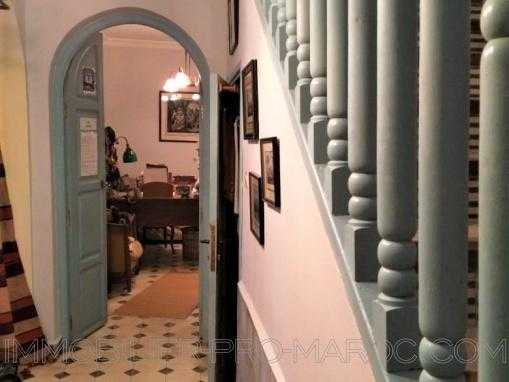 Riad de 10 chambres avec terrasses proche de la plage et de la Médina
