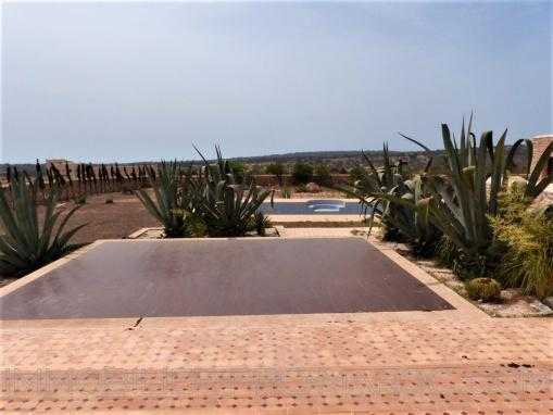 Spacieuse maison de campagne avec piscine à 12kms d'Essaouira