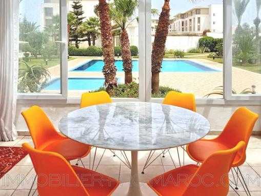 Magnifique Duplex meublé, vu piscine, dans une résidence au bord de mer