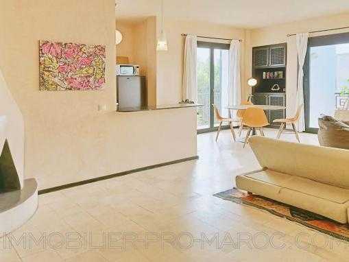 Unique Appartement meublé, avec cheminée, à 2 pas de la plage