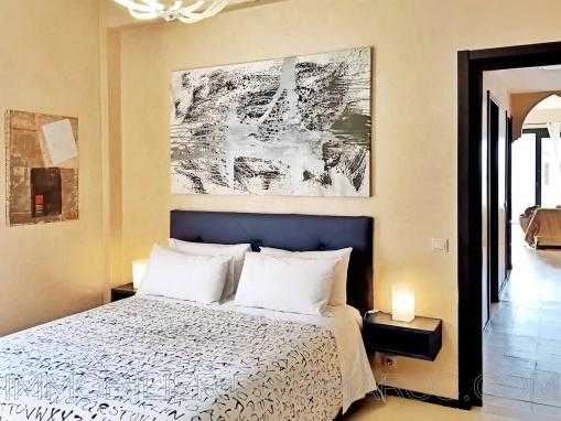 Unique Appartement meublé, avec cheminée, à 2 pas de la plage