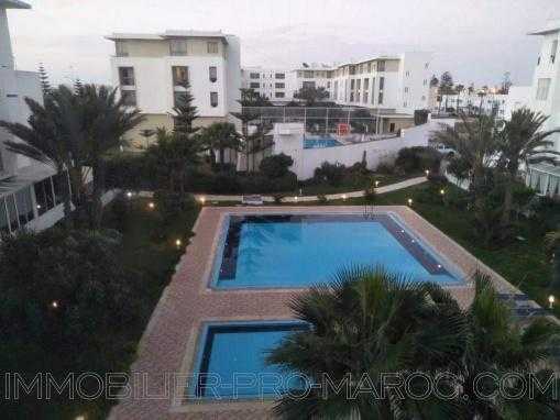 Appartement duplex dans une résidence de standing, bord de mer