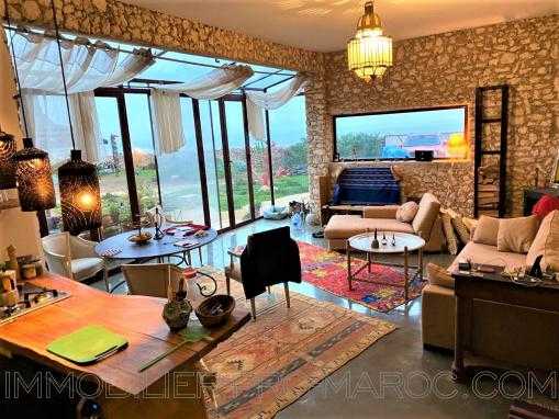 Maison atypique à qlqs min d'Essaouira avec une vue exceptionnelle sur la mer et vallée