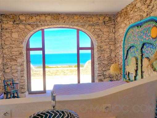 Maison atypique à qlqs min d'Essaouira avec une vue exceptionnelle sur la mer et vallée