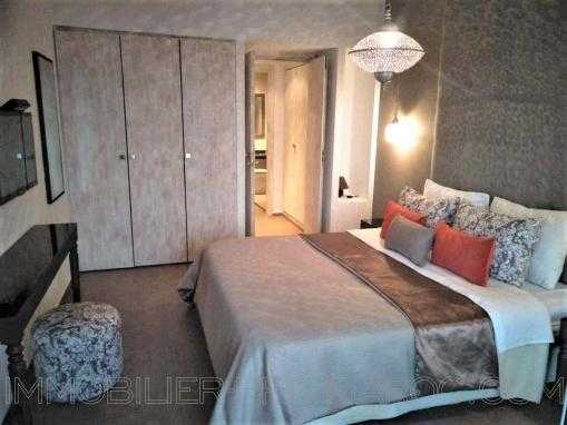 Appartement contemporain, bord de mer, dans une résidence de standing