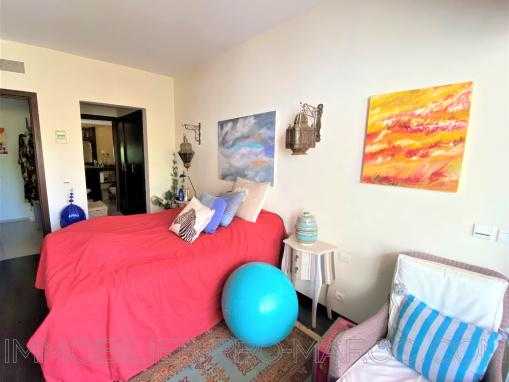 Appartement duplex dans une résidence de standing à 10m de la plage