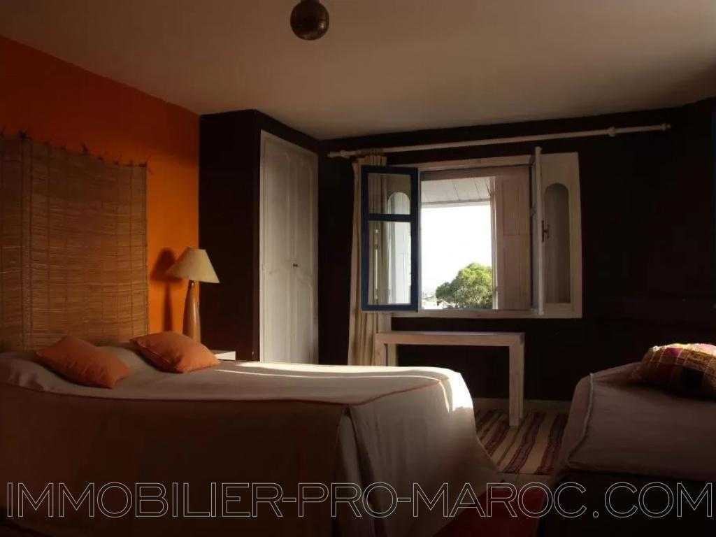 Hôtel Avantages Auberge au calme, vue mer et bon rendement.