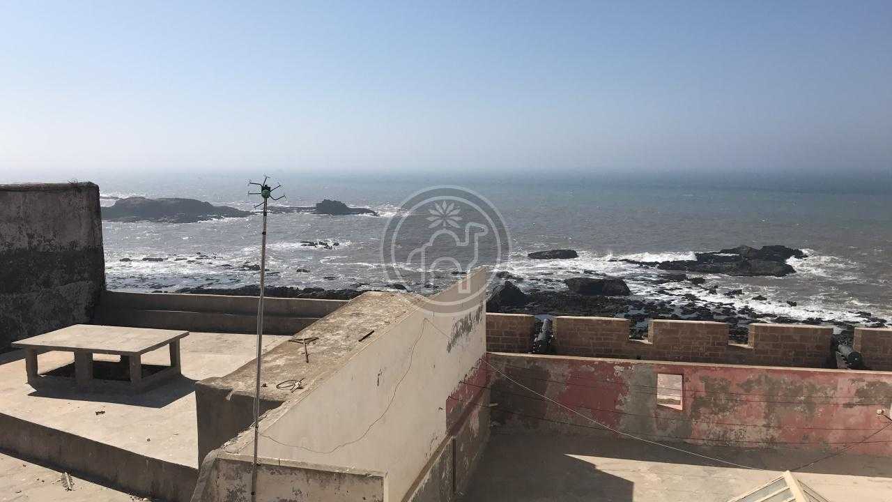 Riad à rénover avec titre