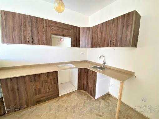 Coquette maison avec piscine en zone urbaine