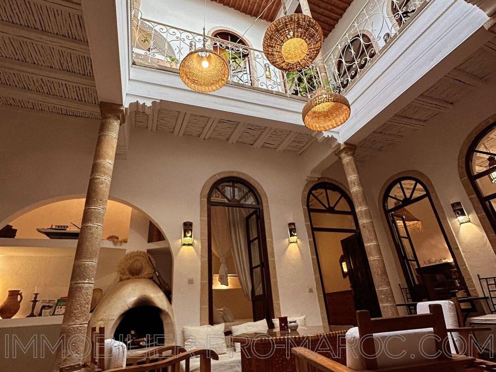 Riad Surface 300 m²