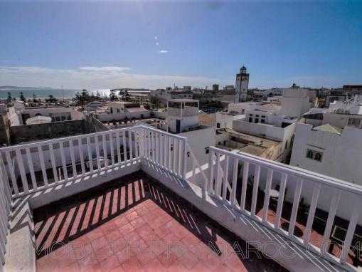 Bail commercial: Riad meublé de 4 chambres dans la médina