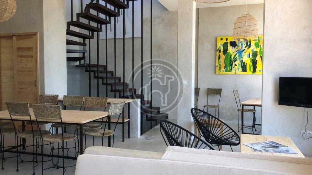 Immeuble avec 2 appartements face au Golf et l\'océan