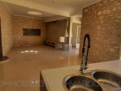 Belle maison non meublée avec piscine à seulement 7 kms d essaouira