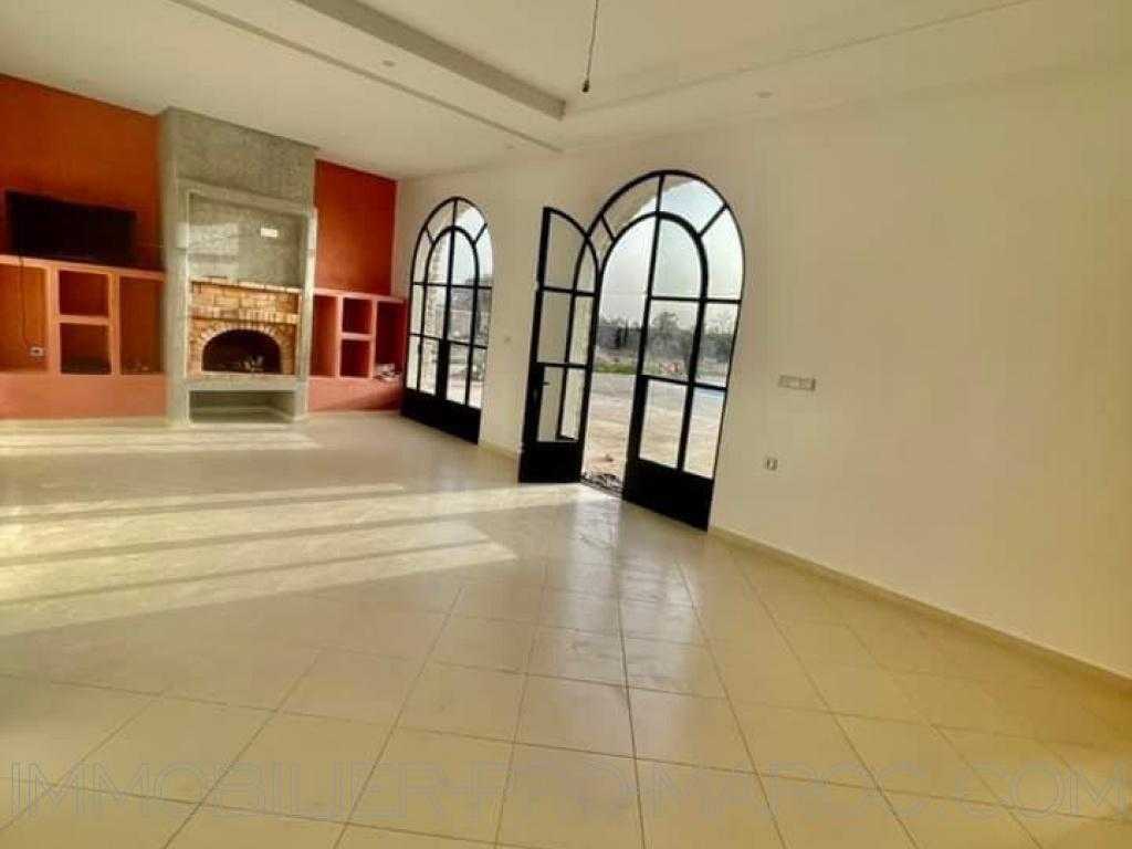 Villa en Location Longue Durée