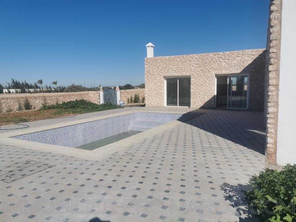 Villa Avantages 300mètres de piste, piscine, sans vis à vis, neuve..